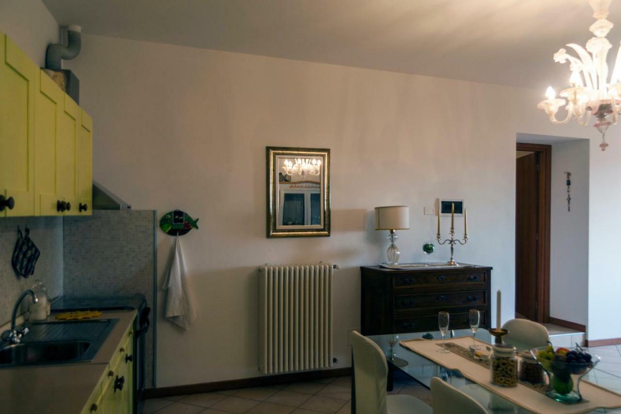 גאוורדו Casa Del Sole Appartamento N° 2 White And Gold Room מראה חיצוני תמונה