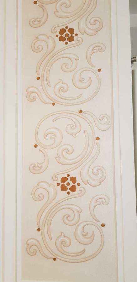 גאוורדו Casa Del Sole Appartamento N° 2 White And Gold Room מראה חיצוני תמונה
